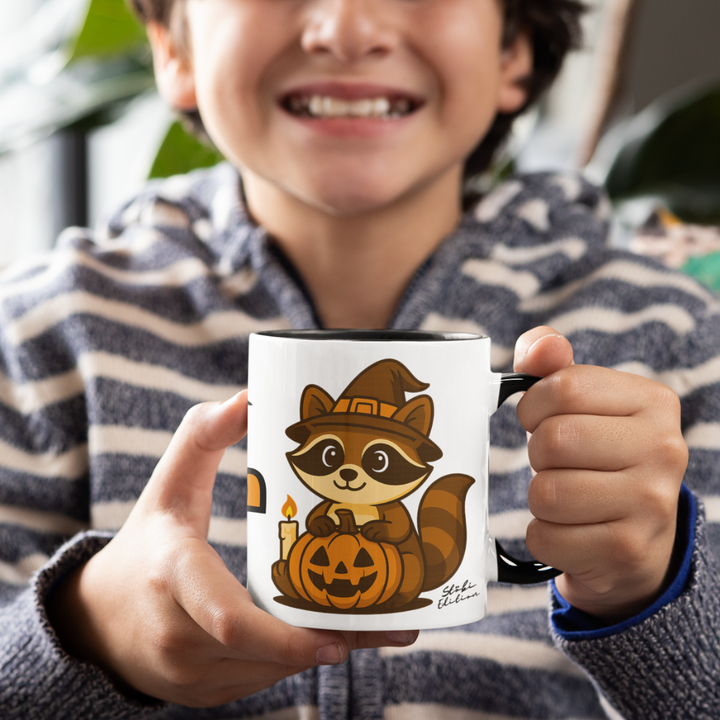 Halloween Tasse „Happy Halloween“ – Keramikbecher mit Stöbi Waschbär-Motiv