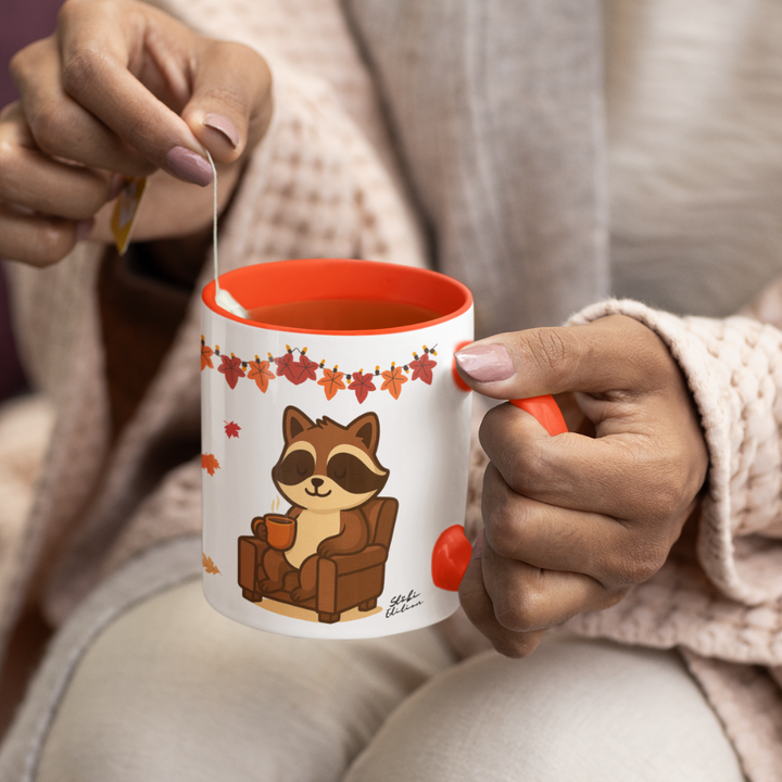 Herbst Tasse „Herbstzeit = Teezeit“ – Keramikbecher mit Stöbi Waschbär-Motiv