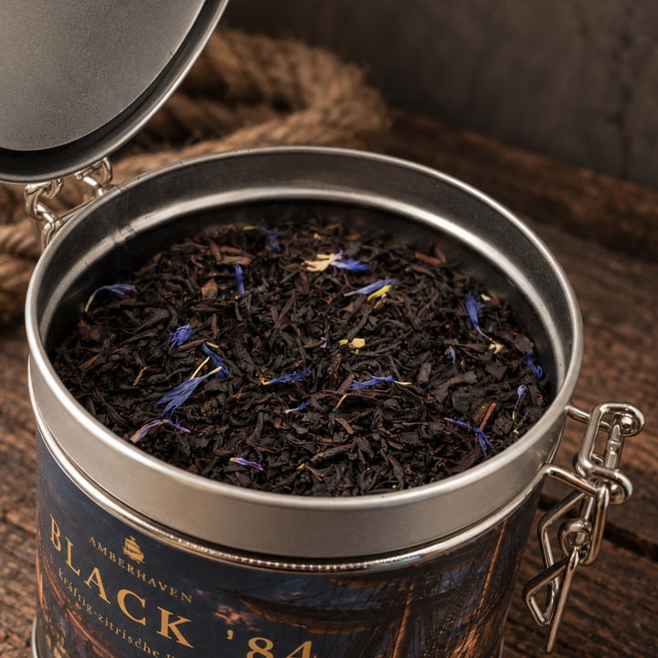 Black '84 - Blue Earl Grey mit Bergamotte